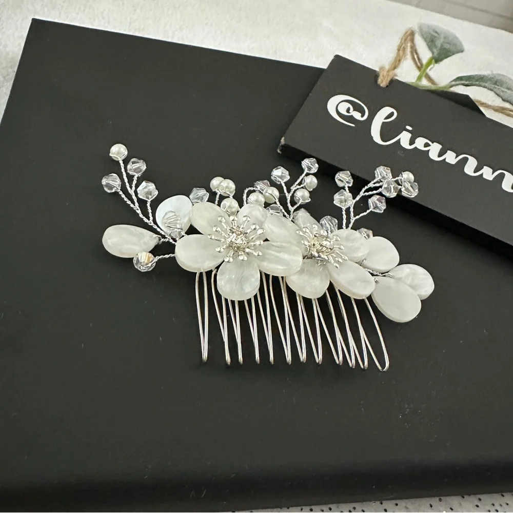 Flowered Formal Hair Comb Piece